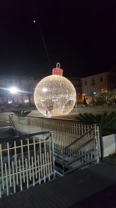 Sfera 3d diametro 6 metri con passaggio