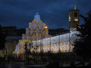 Galleria accensione bianca con prospetto da 17 metri vista laterale 1