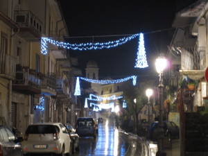 Coni di luce e scia